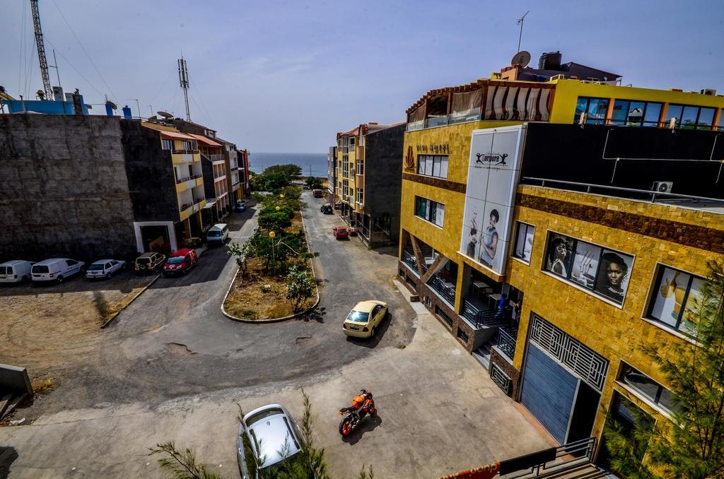 Vivi Hotel Praia Exterior photo